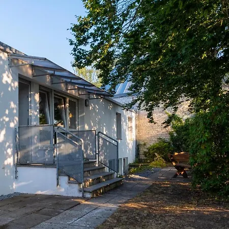 Dreamcation - Ehemaliges Pfarrhaus, 3d-tour, 4 Sz, Terrasse, Bbq, Kueche, Garten, 140qm Kelheim