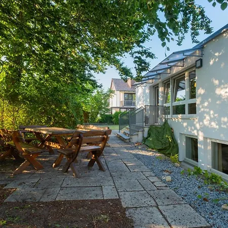 Apartman Dreamcation - Ehemaliges Pfarrhaus, 3d-tour, 4 Sz, Terrasse, Bbq, Kueche, Garten, 140qm Kelheim