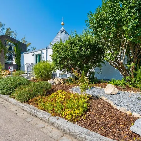 Dreamcation - Ehemaliges Pfarrhaus, 3d-tour, 4 Sz, Terrasse, Bbq, Kueche, Garten, 140qm *
